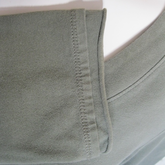 Top - Picture 4 of 5